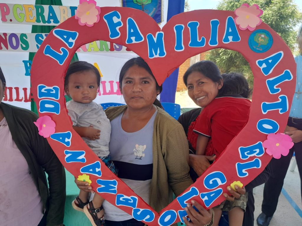 Parroquia San Ramón fortalece la vida familiar con visita pastoral a la zona Alto El Gallo